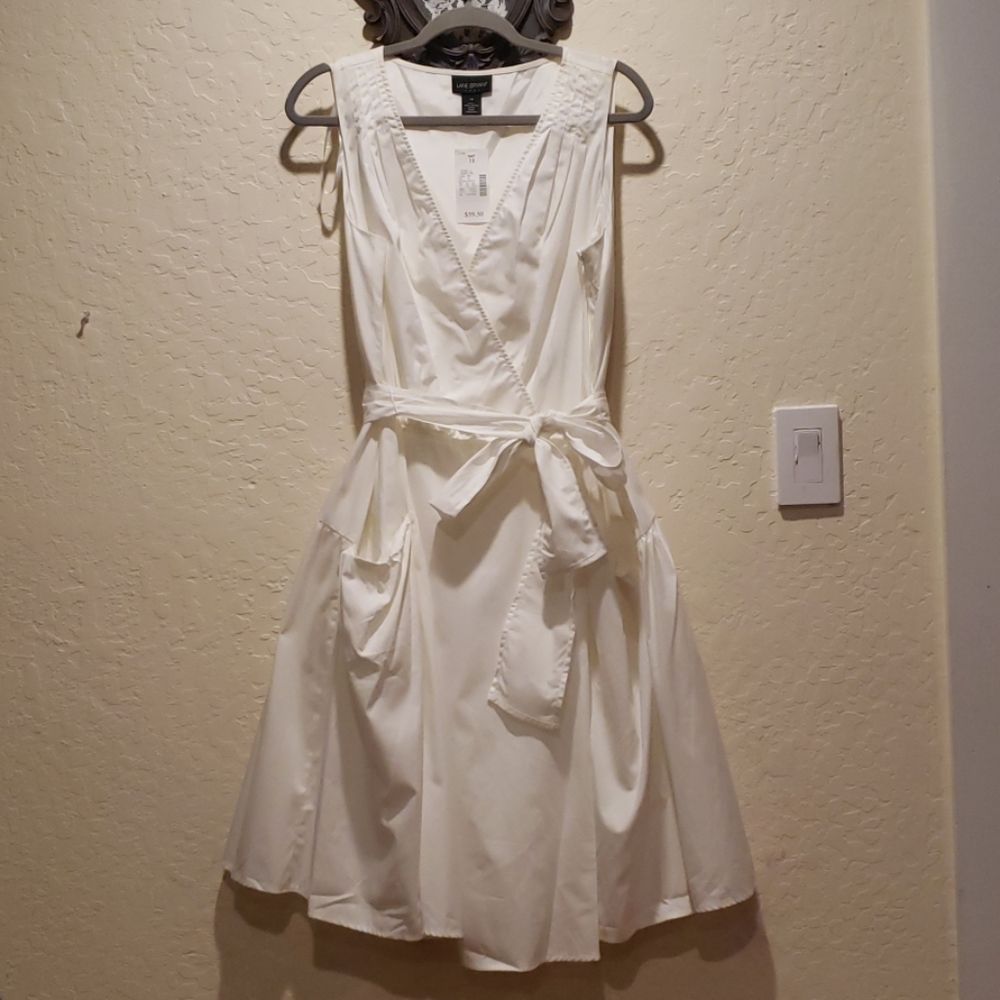 Beautiful white dress by Lane Brant